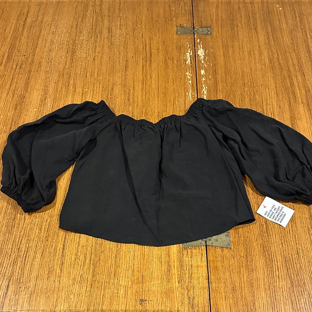 TOPSHOP Black Off Shoulder Top